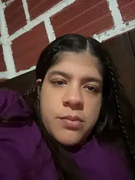 diamore3377 online show from May 2026 04:30:02 AM