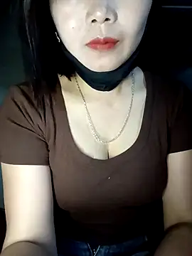 thuy-kieu online show from February 2026 02:24:01 AM