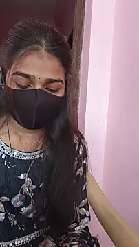 Snapshot of Iamyourdarling chatting on November 2025 06:13:02 AM Iamyourdarling online show from November 2025 06:13:02 AM