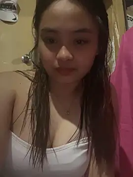 Snapshot of pinayyours18 chatting on November 2025 06:30:02 AM pinayyours18 online show from November 2025 06:30:02 AM