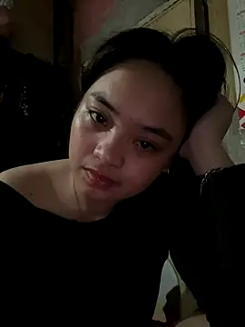 pinayyours18 online show from November 2025 01:27:02 AM