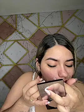 Snapshot of Amira_Malia chatting on March 2026 12:39:02 PM Amira Malia online show from March 2026 12:39:02 PM