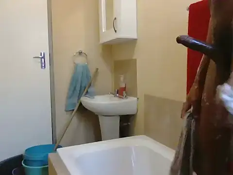 Snapshot of caramellon chatting on November 2025 03:00:01 PM caramellon online show from November 2025 03:00:01 PM