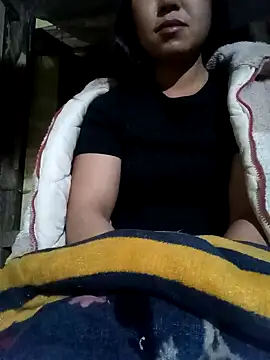 Snapshot of mi_ka_mi chatting on November 2025 05:35:02 PM mi ka mi online show from November 2025 05:35:02 PM