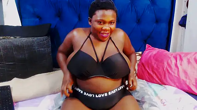 DarkCherryx online show from January 2026 07:08:01 PM