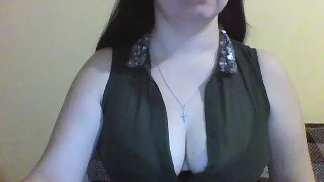 Vitalina282128 online show from November 2025 02:04:02 AM