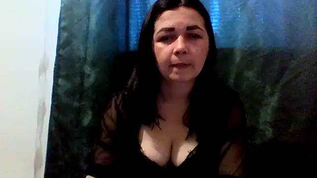 Snapshot of Vitalina282128 chatting on July 2026 06:41:01 AM Vitalina282128 online show from July 2026 06:41:01 AM