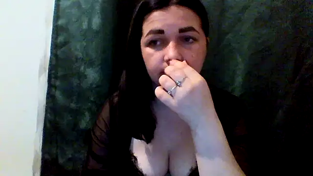 Snapshot of Vitalina282128 chatting on July 2026 06:47:01 PM Vitalina282128 online show from July 2026 06:47:01 PM