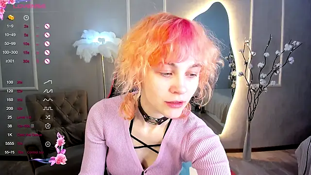 Awawrin online show from November 2025 02:28:01 PM