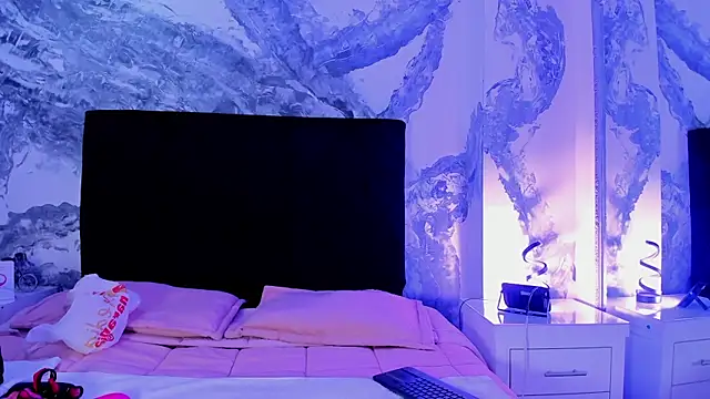 lilithDraven  online show from March 2026 04:18:02 AM