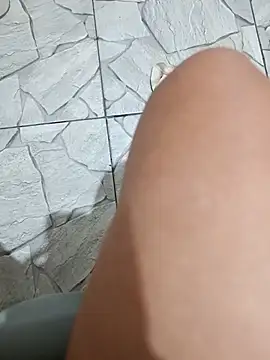 BarbaraDias8 online show from November 2025 05:56:02 PM