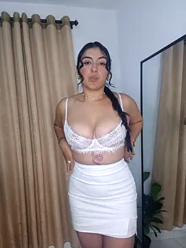 ViolettaWalton1 online show from November 2025 02:43:02 AM