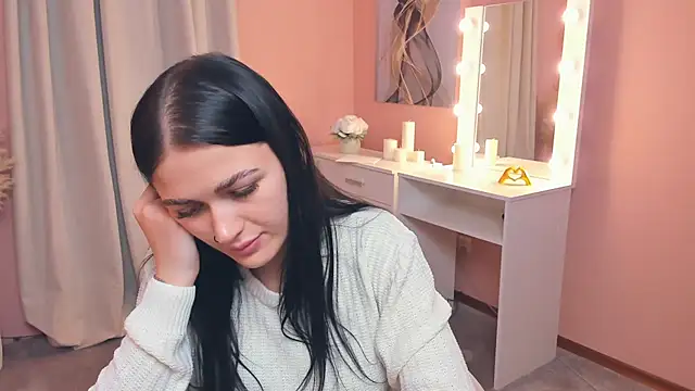 Snapshot of ShanelLevoy chatting on November 2025 01:55:01 PM ShanelLevoy online show from November 2025 01:55:01 PM