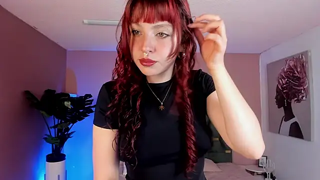 Snapshot of Velvet_Dreamss chatting on July 2026 11:35:01 AM Velvet Dreamss online show from July 2026 11:35:01 AM
