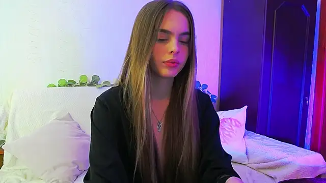 AlicaLOVEalisa777 online show from December 2025 12:23:02 PM