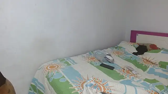 antonela-cris online show from April 2026 03:18:02 AM