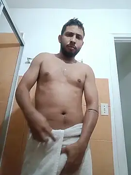 Snapshot of MAX_Jhonnson chatting on November 2025 06:06:02 AM MAX Jhonnson online show from November 2025 06:06:02 AM