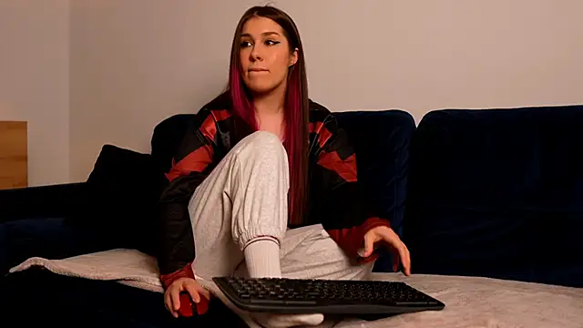 Snapshot of BellaBlush03 chatting on April 2026 08:46:02 PM BellaBlush03 online show from April 2026 08:46:02 PM