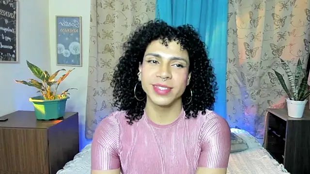 Angel White25 online show from December 2025 05:46:01 AM