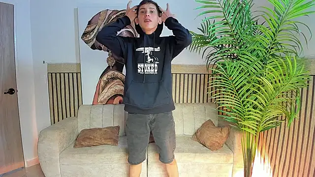 Justingsex1 online show from November 2025 05:12:03 AM