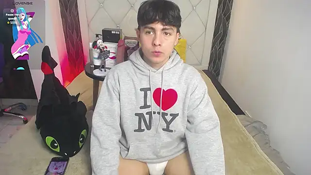 Samu FoXXX online show from November 2025 08:20:01 PM