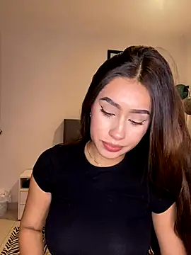 Snapshot of lauren_clauz chatting on December 2025 01:13:01 AM lauren clauz online show from December 2025 01:13:01 AM