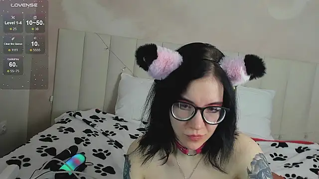 Snapshot of Lina_Moony chatting on February 2026 02:53:01 AM Lina Moony online show from February 2026 02:53:01 AM