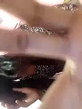 Snapshot of Riya_917 chatting on November 2025 07:17:01 PM Riya 917 online show from November 2025 07:17:01 PM