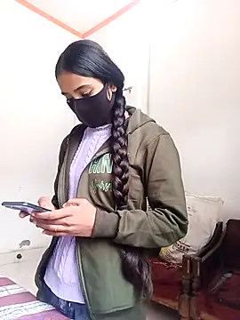 Snapshot of Riya_917 chatting on January 2026 06:50:02 AM Riya 917 online show from January 2026 06:50:02 AM