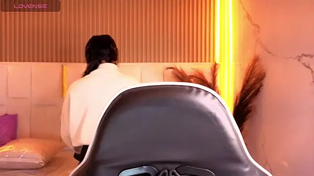 Juliana Tx online show from March 2026 03:35:02 AM