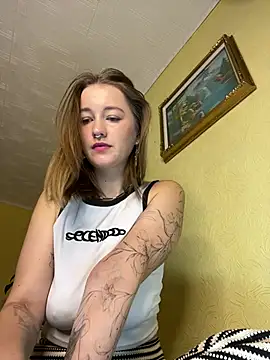 yourladyMary online show from January 2026 10:14:02 PM