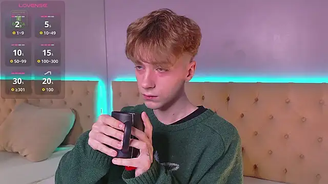 Snapshot of Paul_Holt chatting on January 2026 03:25:02 PM Paul Holt online show from January 2026 03:25:02 PM