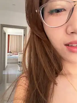 GG-BONG1 online show from May 2026 07:49:02 AM