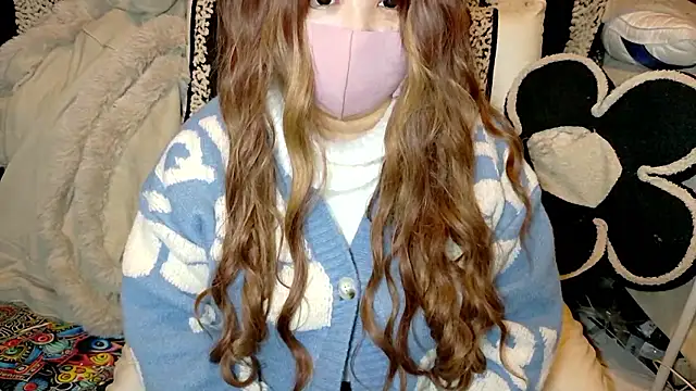 oxLILxMELOxo online show from December 2025 01:02:02 AM