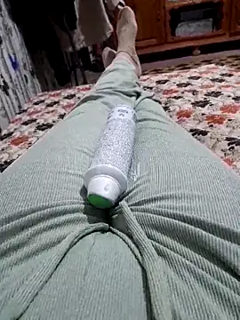 Tota sexi online show from March 2026 12:22:01 PM