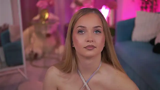 ElyssawetXX online show from February 2026 07:21:02 PM