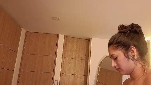 Iamnyxy online show from February 2026 11:03:02 AM