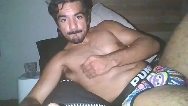 Snapshot of piggylatino chatting on November 2025 10:04:02 AM piggylatino online show from November 2025 10:04:02 AM