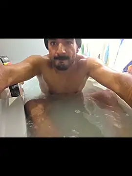 Snapshot of piggylatino chatting on November 2025 07:18:01 PM piggylatino online show from November 2025 07:18:01 PM