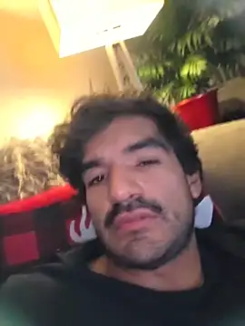 Snapshot of piggylatino chatting on December 2025 11:56:02 PM piggylatino online show from December 2025 11:56:02 PM