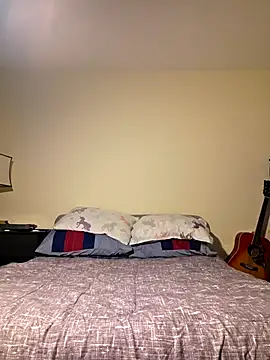 Snapshot of piggylatino chatting on February 2026 11:06:01 PM piggylatino online show from February 2026 11:06:01 PM