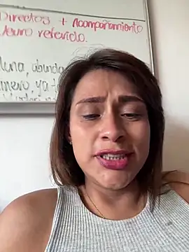 valeria absurdah online show from December 2025 08:26:02 PM