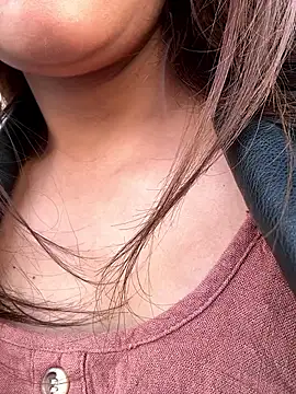 valeria absurdah online show from March 2026 09:21:02 PM