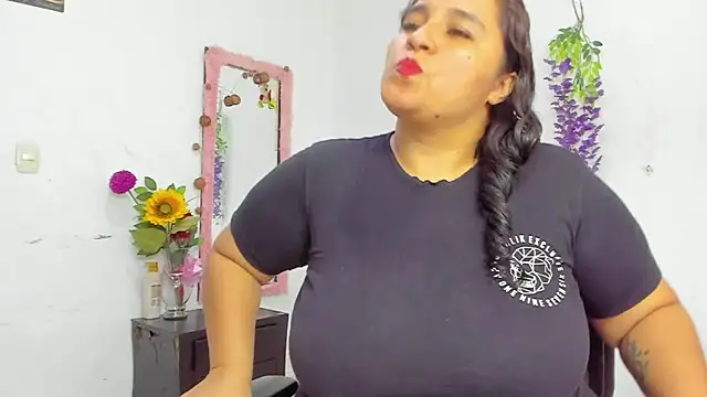  1Zoey online show from February 2026 11:30:01 PM