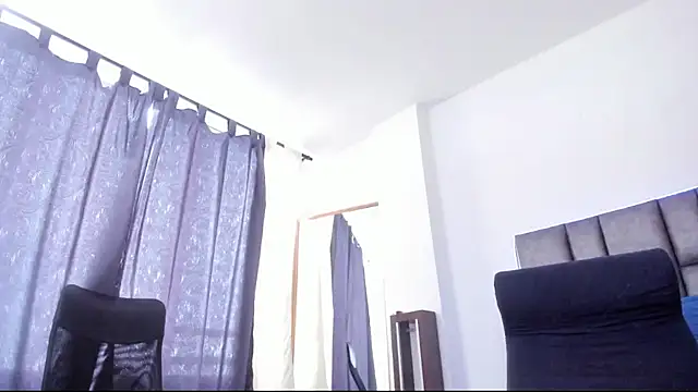 Snapshot of sarahhernandez chatting on May 2026 02:02:01 PM sarahhernandez online show from May 2026 02:02:01 PM
