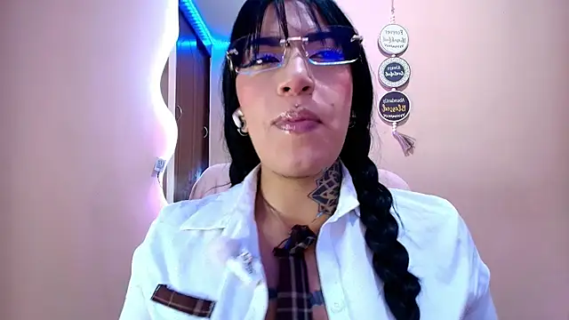 Snapshot of catte_jensen chatting on July 2026 03:24:02 AM catte jensen online show from July 2026 03:24:02 AM