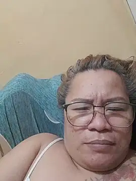 loriepinay46 online show from July 2026 02:42:02 PM