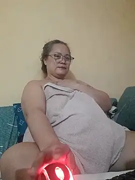 loriepinay46 online show from August 2026 10:19:01 PM