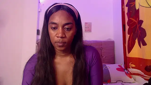 AishaOwens online show from March 2026 05:19:02 PM