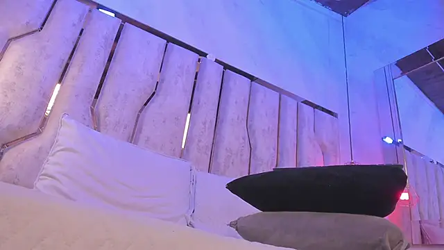 Snapshot of Caroline_palmerr chatting on February 2026 03:23:02 AM Caroline palmerr online show from February 2026 03:23:02 AM